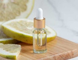 Công dụng của tinh dầu vỏ bưởi da xanh với sức khỏe và làm đẹp