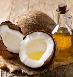 Dầu dừa có lợi ích như thế nào với sức khỏe và làm đẹp